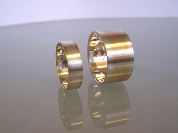 Zilveren vriendschapsringen verwerkt met geelgoud tot een nieuwe set.